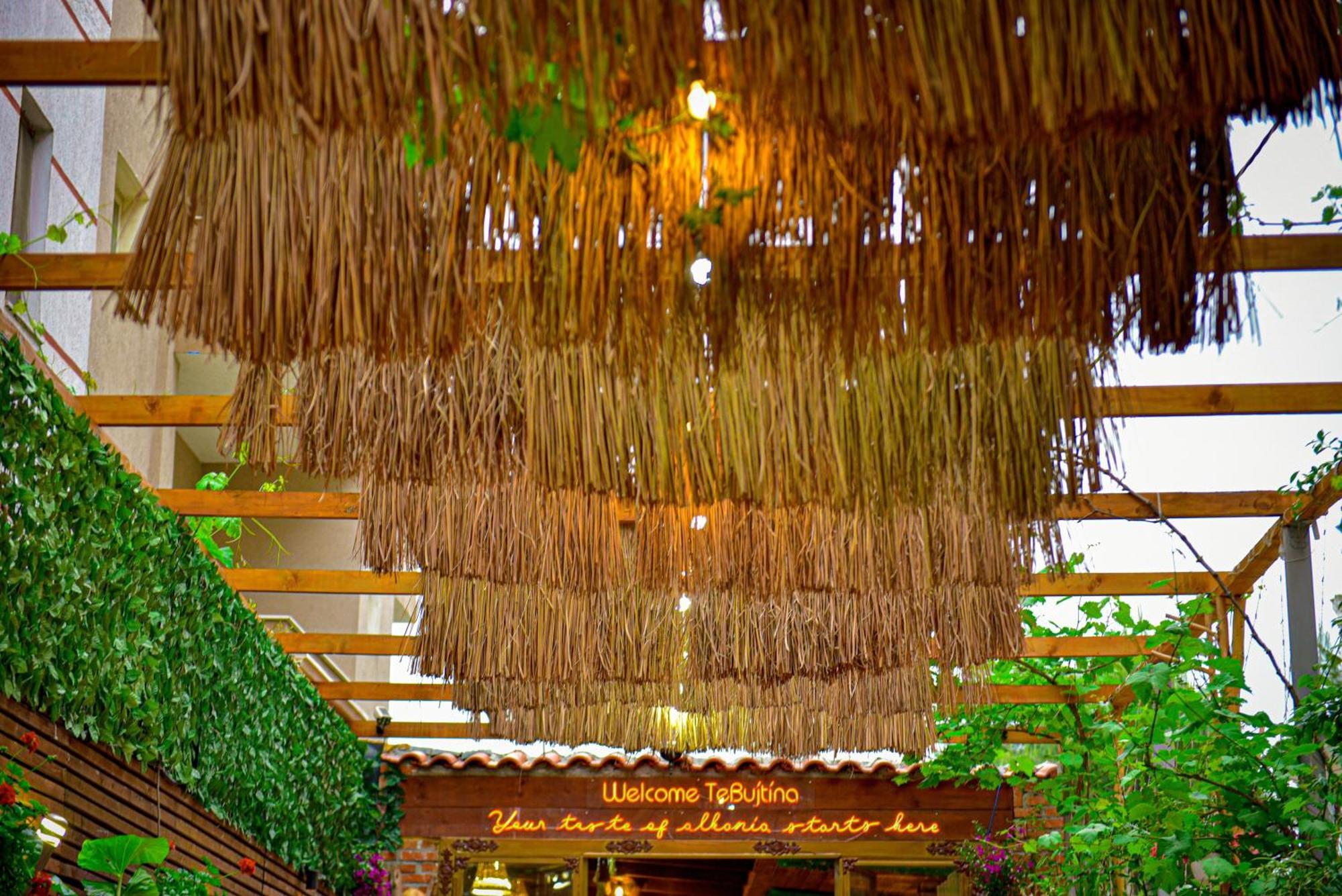 Te Bujtina Hotel- Cozy Stay With Traditional Breakfast Near Beach Golem  Esterno foto