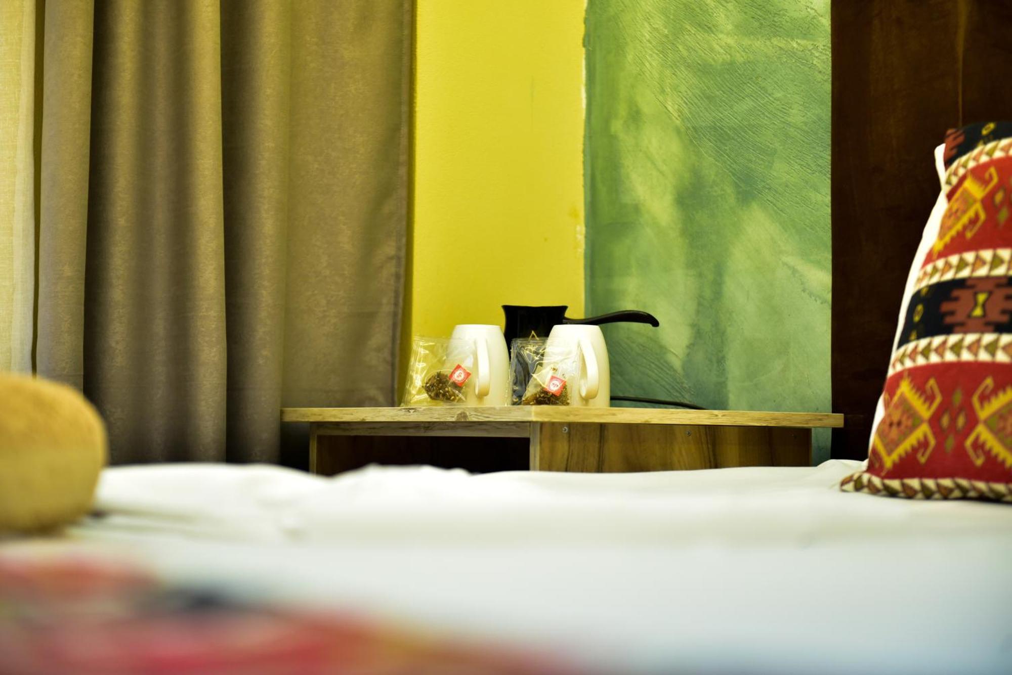 Te Bujtina Hotel- Cozy Stay With Traditional Breakfast Near Beach Golem  Esterno foto
