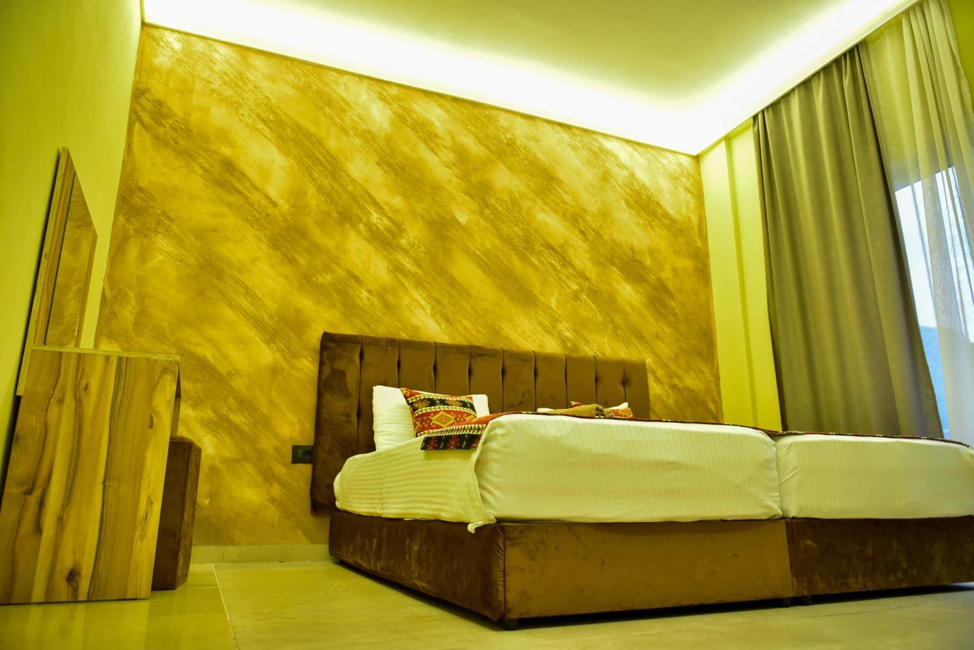 Te Bujtina Hotel- Cozy Stay With Traditional Breakfast Near Beach Golem  Esterno foto
